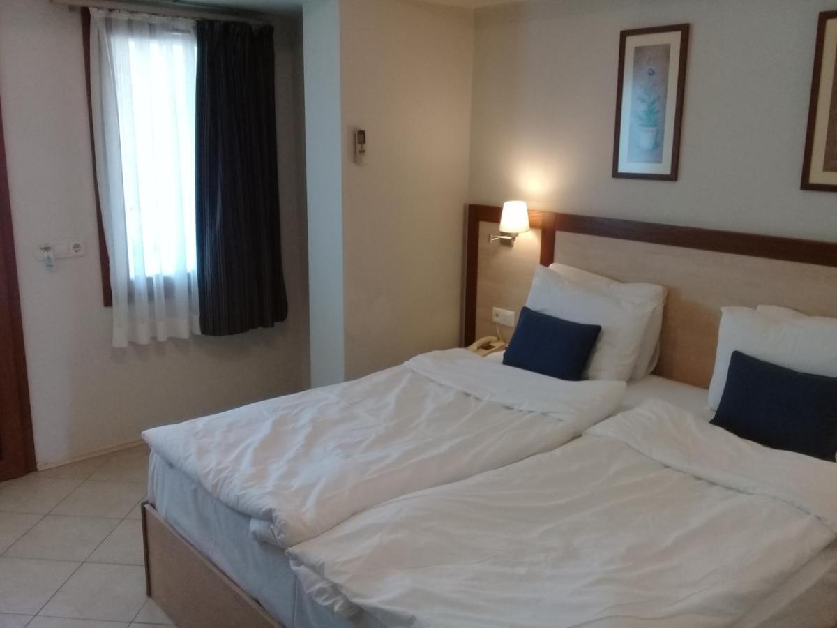 Uzhan Beach Hotel 比特兹 外观 照片