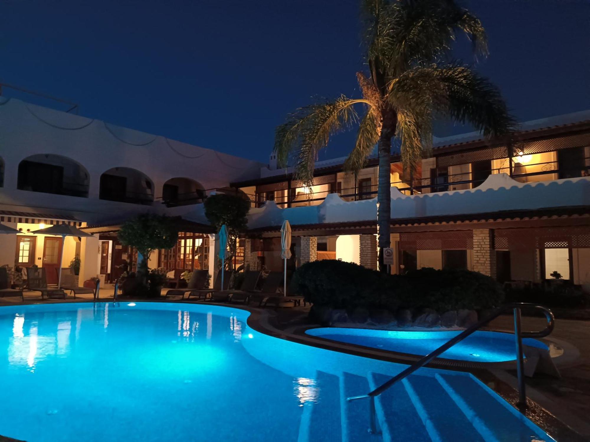 Uzhan Beach Hotel 比特兹 外观 照片