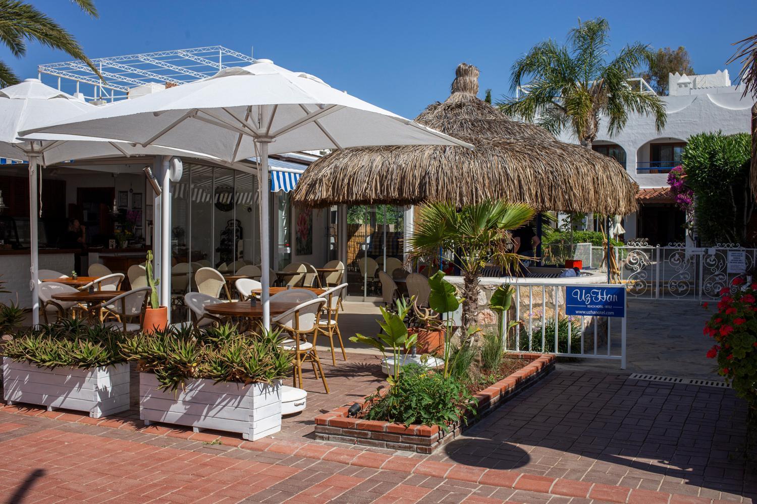 Uzhan Beach Hotel 比特兹 外观 照片