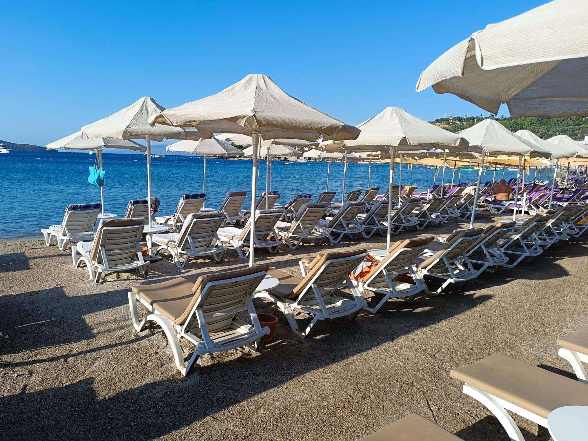 Uzhan Beach Hotel 比特兹 外观 照片